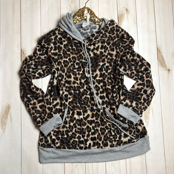 Tops - {Plus} Leopard Hoodie